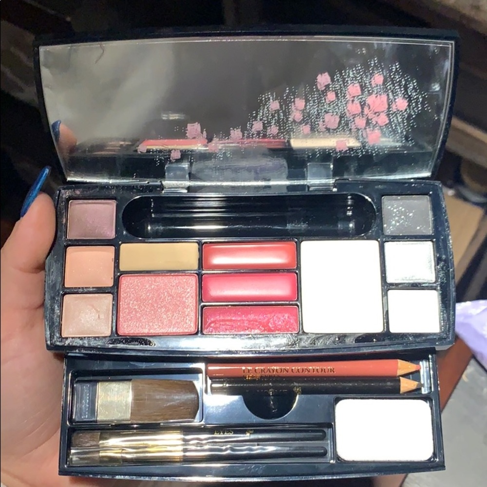 Lancôme makeup travel set never used